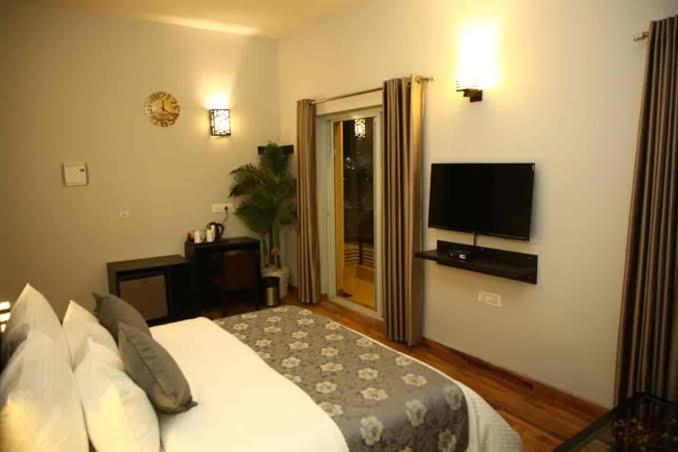 Anandan Citrine Hotell Vrindāvan Exteriör bild